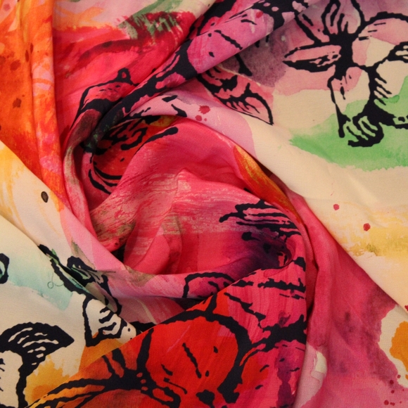 Floral scarf - Picture 2 of 2